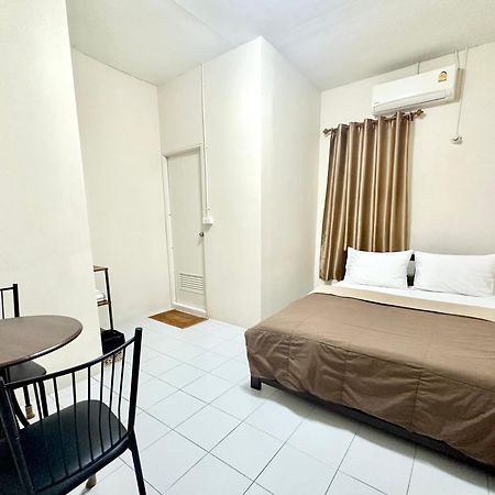 Pd Hostel กรุงเทพมหานคร ภายนอก รูปภาพ
