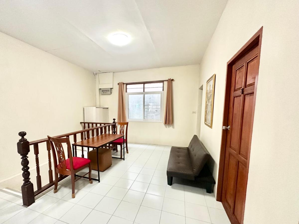 Pd Hostel กรุงเทพมหานคร ภายนอก รูปภาพ