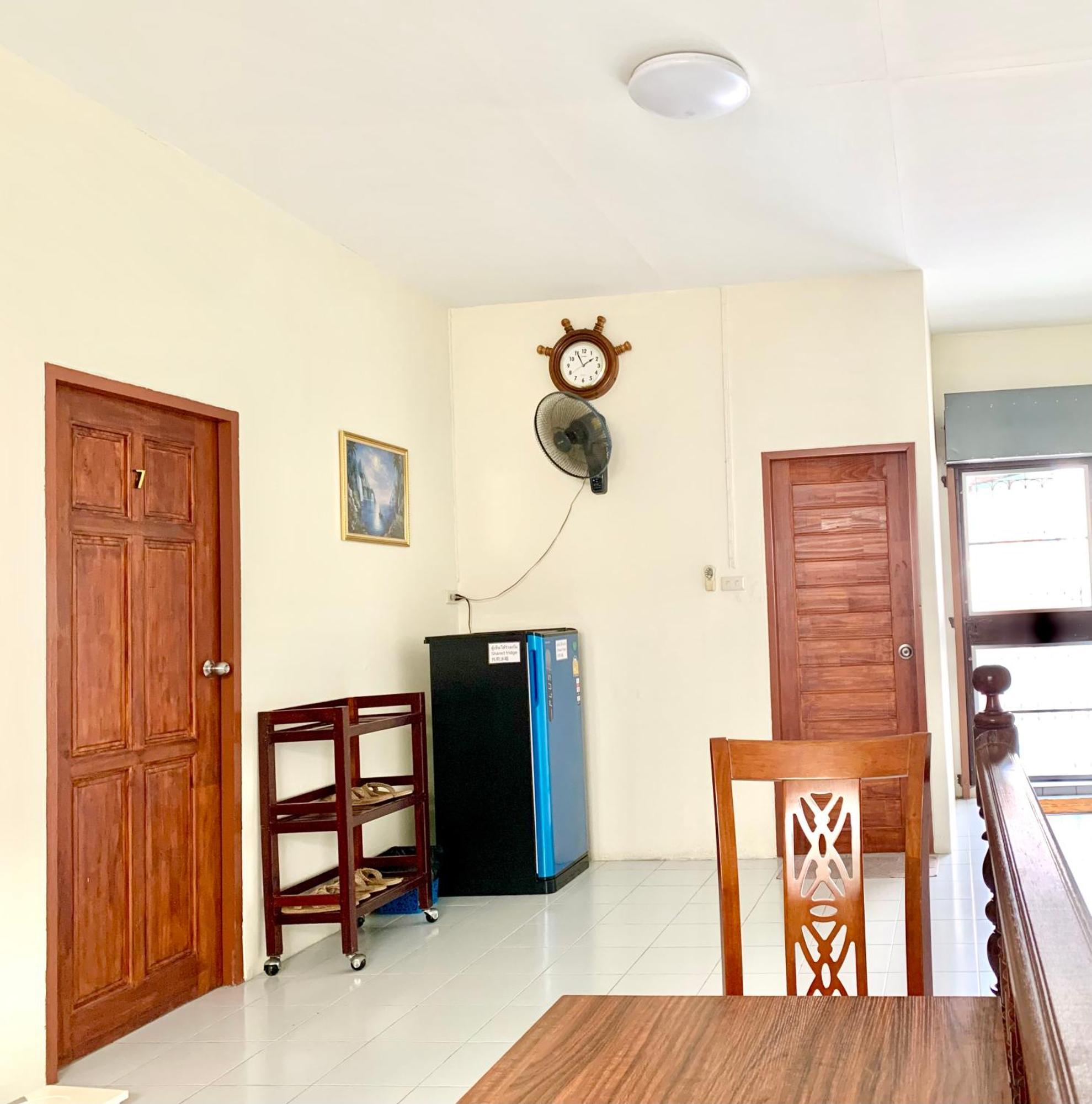 Pd Hostel กรุงเทพมหานคร ภายนอก รูปภาพ