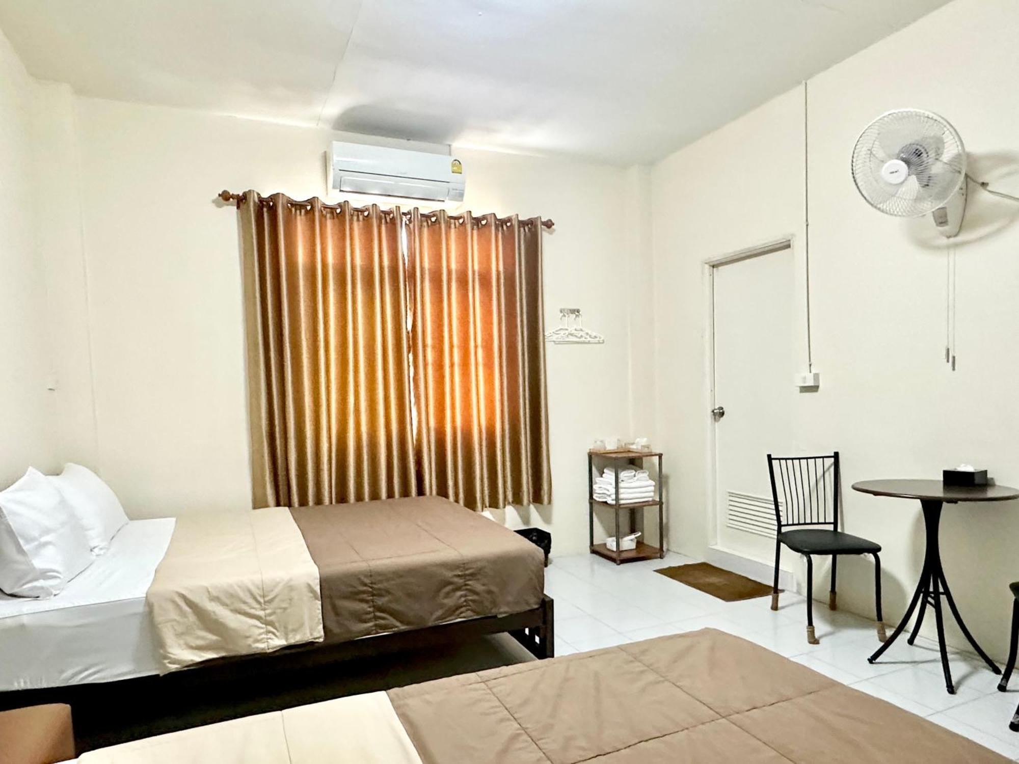 Pd Hostel กรุงเทพมหานคร ภายนอก รูปภาพ